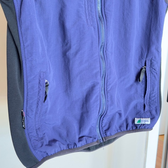 Vintage MEC Fleece Lined Vest - Picture 4 of 10
